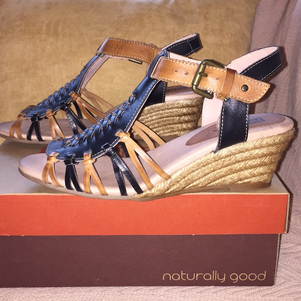 PIKOLINOS Women’s Wedge Sandal